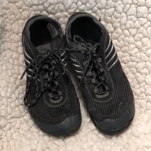 Merrell Barefoot Pace Black Vibram sole 7.5 EUC